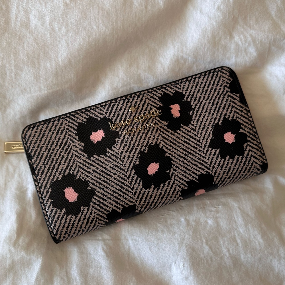 Kate Spade Bifold Wallet
